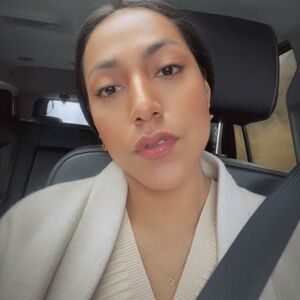 Meet your Posher, Valentina